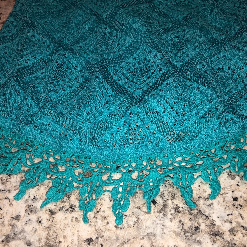 Shirt - Picture 2 of 3